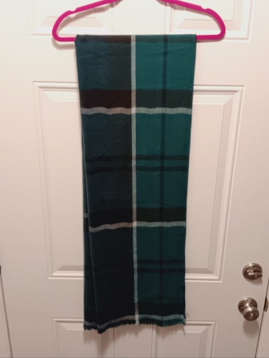 BCBG Accessories - BCBG Blue Black Plaid Knit Scarf Wrap 73"X24.5"